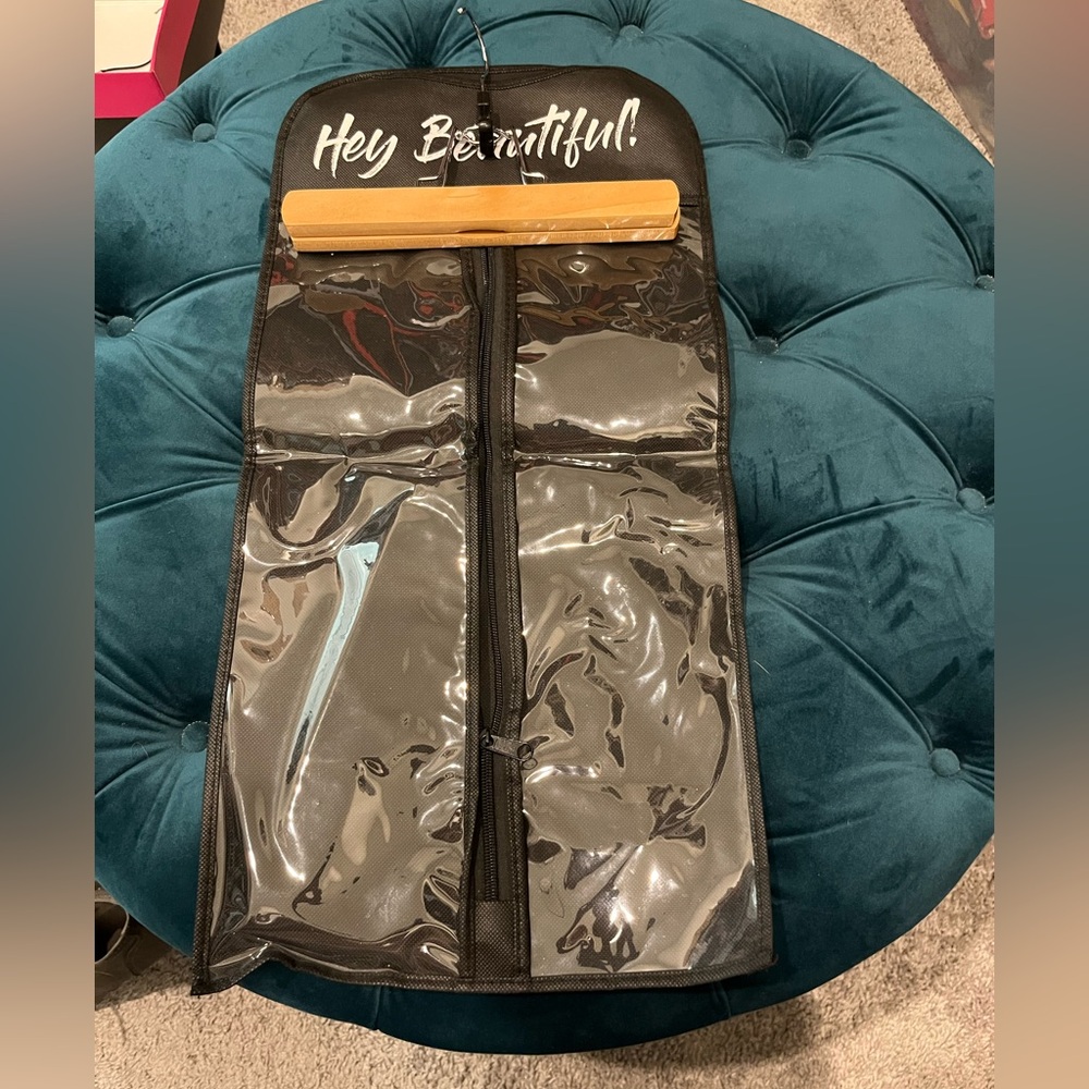 Hair Couture Extensions Organizer